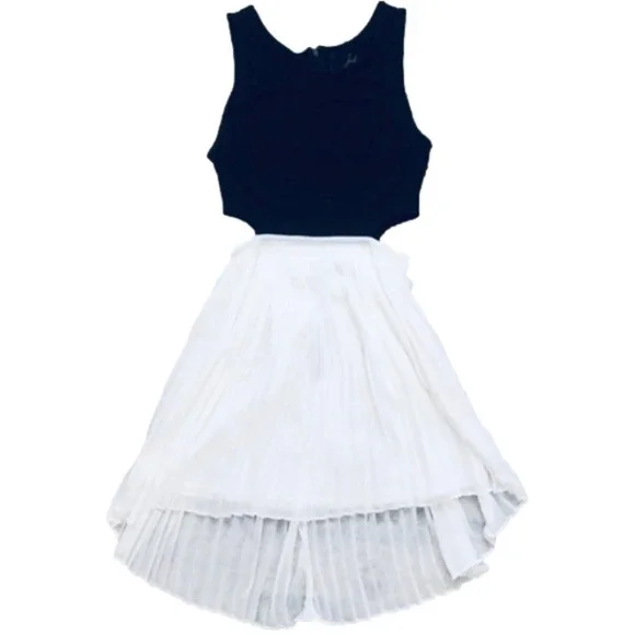 Jack By BB Dakota Black and White Evening Cocktail Cut Out Dress NWOT - Picture 2 of 10